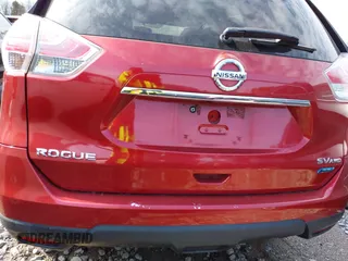 2014 Nissan Rogue S with VIN 5N1AT2MV9EC770681, listed as a IAAI auction lot 41705077 with 169,867 mi miles. Bid and sale history available at carsss.com. Image 14.