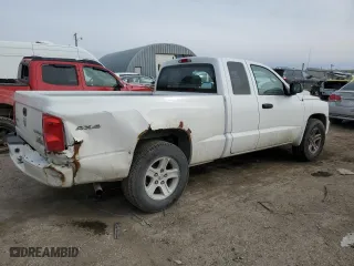 2011 Ram Dakota Bighorn/Lonestar with VIN 1D7RW3BK5BS667231, listed as a Copart auction lot 45025015 with 81,525 mi miles and Salvage Title. Bid and sale history available at carsss.com. Image 3.