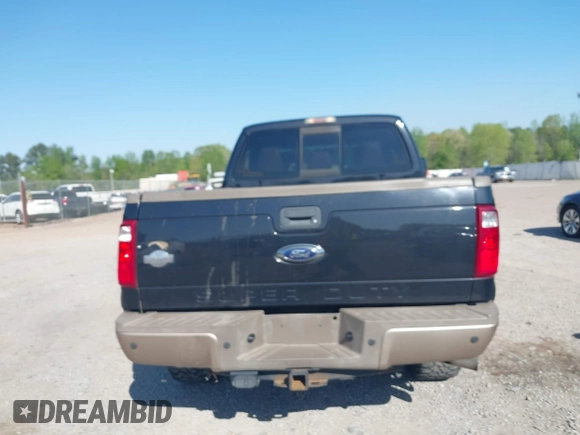 2014 Ford F-250 XL z VIN 1FT7W2BT2EEA24942, wystawiony jako IAAI lot #41955298 z przebiegiem 311 489 mil mil oraz . Historia ofert i sprzedaży dostępna na DreamBid. Obrazek 16.