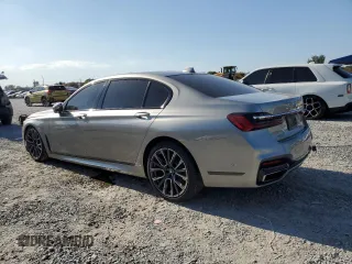 2020 BMW 7 Series 740i with VIN WBA7T2C02LCD43327, listed as a Copart auction lot 52796565 with 79,744 mi miles and Non Repairable. Bid and sale history available at carsss.com. Image 2.