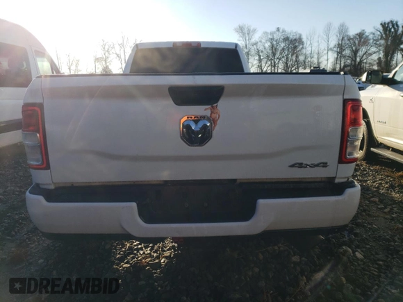 2019 Ram 3500 Tradesman with VIN 3C63RRGL4KG629015, listed as a Copart auction lot 47210655 with 449,819 mi miles and Salvage Title. Bid and sale history available at carsss.com. Image 6.