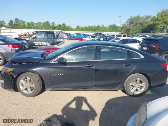 2020 Chevrolet Malibu LS with VIN 1G1ZC5ST9LF057391, listed as a IAAI auction lot 41960804 with 236,439 mi miles. Bid and sale history available at carsss.com. Image 14.