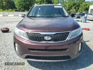 2015 Kia Sorento LX with VIN 5XYKT3A67FG562355, listed as a Copart auction lot 56797445 with 167,441 mi miles and Clean Title. Bid and sale history available at DreamBid. Image 5.