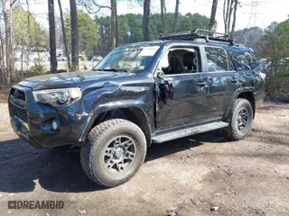 2015 Toyota 4Runner Limited with VIN JTEBU5JR0F5236193, listed as a IAAI auction lot 41700048 with 122,987 mi miles. Bid and sale history available at carsss.com. Image 2.