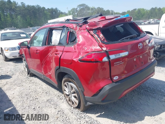 2024 Toyota Corolla Cross LE with VIN 7MUCAAAGXRV087580, listed as a IAAI auction lot 42067635 with 5,699 mi miles and . Bid and sale history available at DreamBid. Image 3.