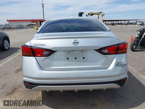 2020 Nissan Altima S z VIN 1N4BL4BV7LC259562, wystawiony jako IAAI lot #42331476 z przebiegiem 31 409 mil mil oraz . Historia ofert i sprzedaży dostępna na DreamBid. Obrazek 17.