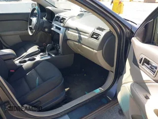 2010 Ford Fusion SE with VIN 3FAHP0HA2AR233994, listed as a IAAI auction lot 42204335 with 194,068 mi miles and . Bid and sale history available at DreamBid. Image 5.