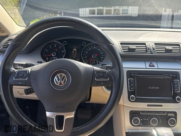 2010 Volkswagen CC Sport with VIN WVWMN7AN1AE532612, listed as a Copart auction lot 54968225 with 137,932 mi miles and Clean Title. Bid and sale history available at carsss.com. Image 9.
