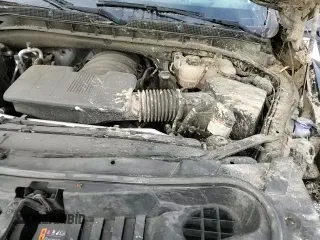 2021 Chevrolet Suburban Premier z VIN 1GNSKFKD0MR492754, wystawiony jako Copart lot #44256615 z przebiegiem 141 576 mil mil oraz Szkoda całkowita • Salvage title. Historia ofert i sprzedaży dostępna na DreamBid. Obrazek 16.