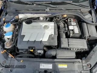 2014 Volkswagen Jetta Comfortline with VIN 3VWDL7AJ3EM389579, listed as a Copart auction lot 47085025 with 261,379 mi miles and Clean title. Bid and sale history available at DreamBid. Image 11.