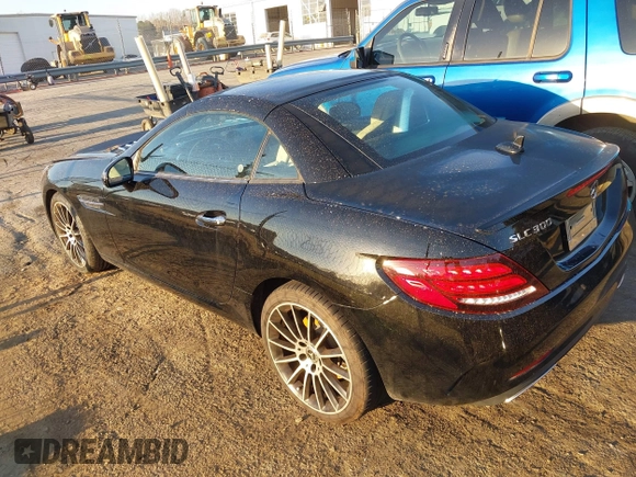 2019 Mercedes-Benz SLC 300 z VIN WDDPK3JA1KF160119, wystawiony jako IAAI lot #41744155 z przebiegiem Nie podano mil oraz . Historia ofert i sprzedaży dostępna na DreamBid. Obrazek 3.