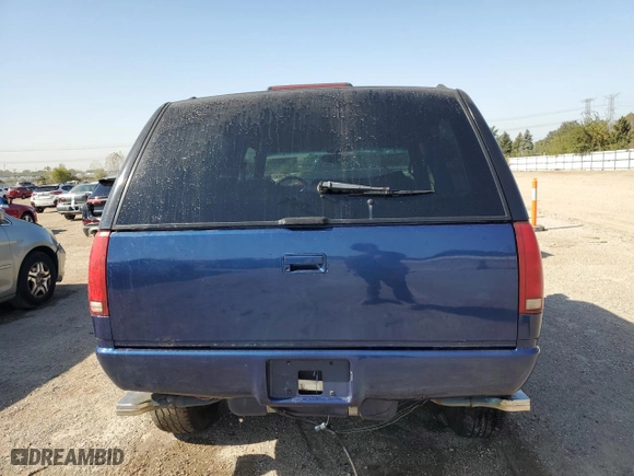 1998 Chevrolet Tahoe with VIN 3GNEK18R5WG107730, listed as a Copart auction lot 74563524 with 251,307 mi miles and Salvage Title. Bid and sale history available at carsss.com. Image 6.
