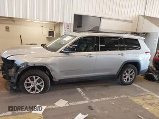 2021 Jeep Grand Cherokee Limited with VIN 1C4RJKBG2M8121372, listed as a IAAI auction lot 41808503 with 59,668 mi miles and . Bid and sale history available at DreamBid. Image 15.