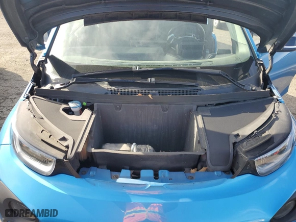 2017 BMW i3 with VIN WBY1Z8C31HV893162, listed as a Copart auction lot 47664045 with 62,161 mi miles and Salvage Title. Bid and sale history available at carsss.com. Image 11.