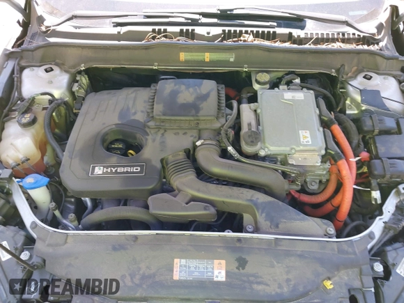 2014 Ford Fusion SE Hybrid with VIN 3FA6P0LU3ER251631, listed as a IAAI auction lot 41917855 with 88,076 mi miles. Bid and sale history available at carsss.com. Image 10.