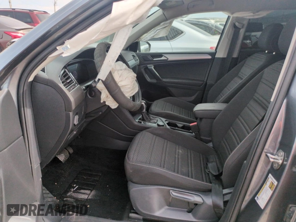 2024 Volkswagen Tiguan S with VIN 3VVFB7AXXRM109652, listed as a Copart auction lot 58813325 with 18,850 mi miles and Salvage title. Bid and sale history available at DreamBid. Image 7.