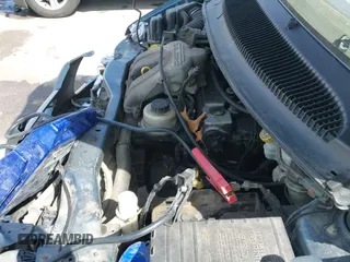 2005 Dodge Caravan SE с VIN 1D4GP25B15B319664, выставлен на аукционе IAAI как лот 41745447 с пробегом 348 923 миль миль и . История ставок и продаж доступна на DreamBid. Изображение 21.