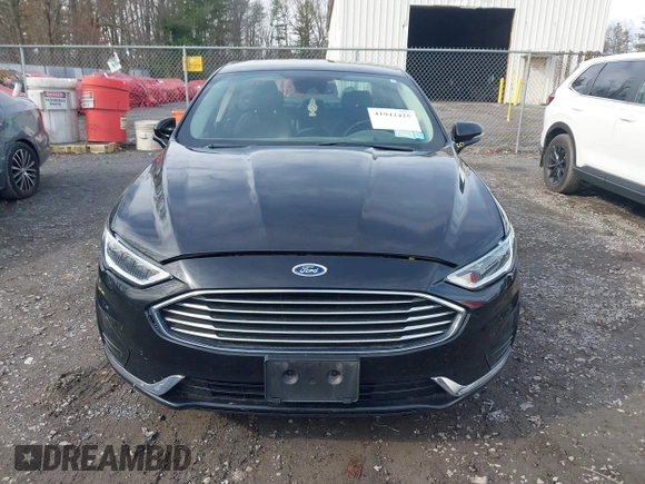 2019 Ford Fusion SEL with VIN 3FA6P0CD8KR265181, listed as a IAAI auction lot 41942425 with 66,228 mi miles and . Bid and sale history available at DreamBid. Image 12.