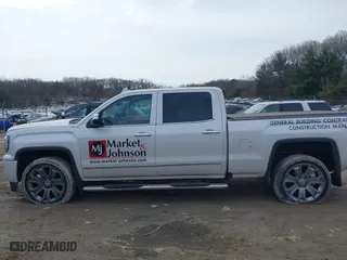 2018 GMC Sierra 1500 Denali with VIN 3GTU2PEJ6JG520383, listed as a IAAI auction lot 41849192 with 152,970 mi miles. Bid and sale history available at carsss.com. Image 14.