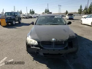 2011 BMW 3 Series 328i z VIN WBAKE5C54BE573498, wystawiony jako Copart lot #88062045 z przebiegiem 81 239 mil mil oraz Szkoda całkowita • Salvage title. Historia ofert i sprzedaży dostępna na DreamBid. Obrazek 11.