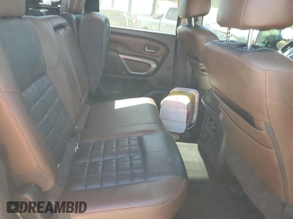2016 Nissan Titan SL z VIN 1N6BA1F44GN514112, wystawiony jako Copart lot #48790075 z przebiegiem Nie podano mil oraz Szkoda całkowita • Salvage title. Historia ofert i sprzedaży dostępna na DreamBid. Obrazek 10.