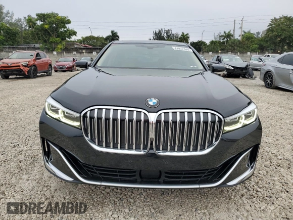 2022 BMW 7 Series 750i xDrive with VIN WBA7U2C02NCJ27538, listed as a Copart auction lot 42022885 with 29,083 mi miles and Salvage title. Bid and sale history available at DreamBid. Image 5.