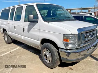 2013 Ford Econoline Passenger XL with VIN 1FBNE3BL0DDA73470, listed as a Copart auction lot 46493605 with 136,938 mi miles and Clean Title. Bid and sale history available at DreamBid. Image 1.