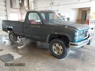 1990 Chevrolet Silverado 1500 with VIN 1GCDK14K4LE116743, listed as a IAAI auction lot 41957439 with 236,210 mi miles and . Bid and sale history available at DreamBid. Image 1.