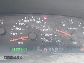 2003 Ford F-250 with VIN 3FTNF21LX3MB26280, listed as a IAAI auction lot 41789812 with 180,094 mi miles and . Bid and sale history available at DreamBid. Image 7.