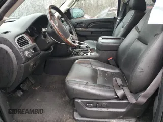 2014 GMC Yukon XL Denali with VIN 1GKS2MEF3ER133527, listed as a Copart auction lot 46869275 with 145,014 mi miles and Salvage Title. Bid and sale history available at carsss.com. Image 7.