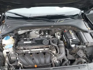 2012 Volkswagen Passat SE with VIN 1VWBP7A3XCC049552, listed as a IAAI auction lot 41627827 with 196,428 mi miles. Bid and sale history available at carsss.com. Image 10.