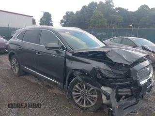 2020 Lincoln Nautilus Standard с VIN 2LMPJ8J95LBL02295, выставлен на аукционе IAAI как лот 40226864 с пробегом 24 152 миль миль и . История ставок и продаж доступна на DreamBid. Изображение 1.