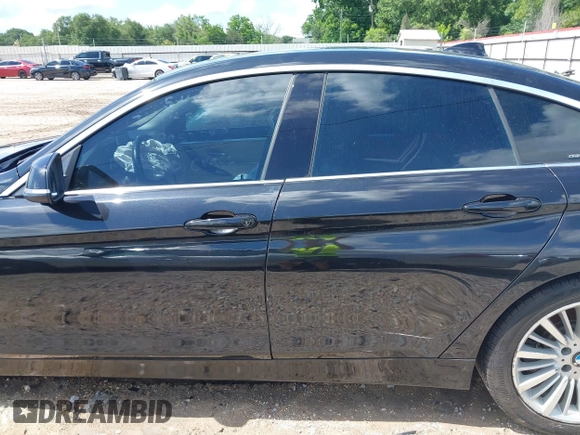2015 BMW 4 Series 428i с VIN WBA4A5C51FG052589, выставлен на аукционе IAAI как лот 42354325 с пробегом Не указан миль и . История ставок и продаж доступна на DreamBid. Изображение 15.