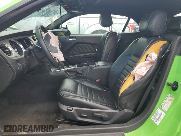 2013 Ford Mustang V6 с VIN 1ZVBP8EM3D5228384, выставлен на аукционе Copart как лот 60440115 с пробегом 142 124 миль миль и Списание • Salvage title. История ставок и продаж доступна на DreamBid. Изображение 7.