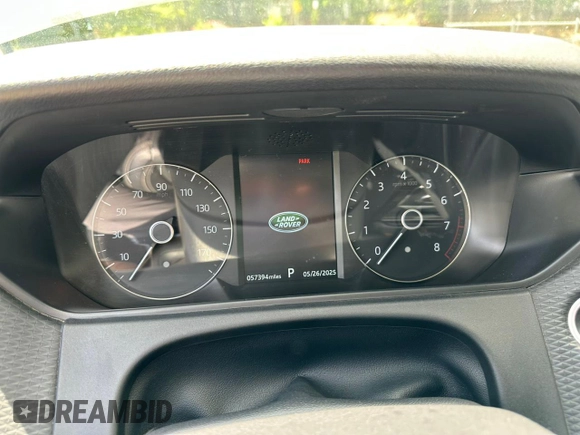2019 Land Rover Range Rover Velar S with VIN SALYB2EXXKA217754, listed as a Copart auction lot 58660235 with 57,394 mi miles and Clean title. Bid and sale history available at DreamBid. Image 7.