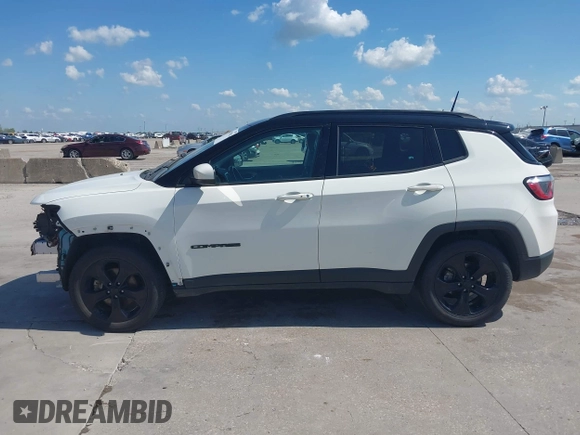 2018 Jeep Compass Latitude with VIN 3C4NJCBB4JT487596, listed as a IAAI auction lot 42073962 with 110,153 mi miles and . Bid and sale history available at DreamBid. Image 15.