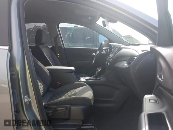 2024 Chevrolet Equinox LT with VIN 3GNAXUEG1RS182754, listed as a IAAI auction lot 42041296 with 32,015 mi miles. Bid and sale history available at carsss.com. Image 5.