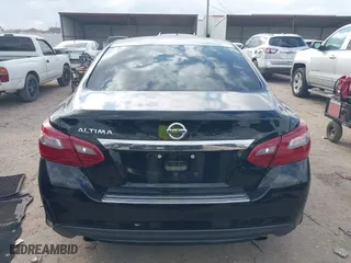 2018 Nissan Altima 2.5 SL with VIN 1N4AL3AP9JC472180, listed as a IAAI auction lot 41498291 with 67,852 mi miles. Bid and sale history available at carsss.com. Image 17.