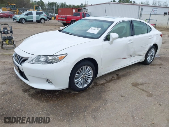 2015 Lexus ES 330 with VIN JTHBK1GGXF2209513, listed as a IAAI auction lot 41910570 with 141,084 mi miles and . Bid and sale history available at DreamBid. Image 17.