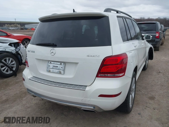 2015 Mercedes-Benz GLK with VIN WDCGG8JB8FG440969, listed as a IAAI auction lot 42042793 with 98,653 mi miles. Bid and sale history available at carsss.com. Image 4.
