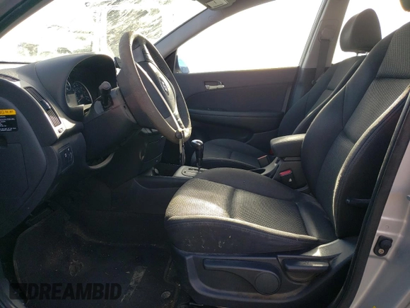 2009 Hyundai Elantra Touring with VIN KMHDC86E99U046003, listed as a Copart auction lot 46362045 with 130,650 mi miles and Non repairable. Bid and sale history available at DreamBid. Image 7.