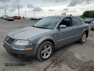 2004 Volkswagen Passat GLX with VIN WVWRH63BX4P147813, listed as a Copart auction lot 59964085 with 114,972 mi miles and Salvage title. Bid and sale history available at DreamBid. Image 1.