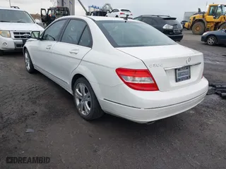 2008 Mercedes-Benz C-Class 3.0L Sport with VIN WDDGF54X98F131864, listed as a IAAI auction lot 41997919 with 108,399 mi miles. Bid and sale history available at carsss.com. Image 3.