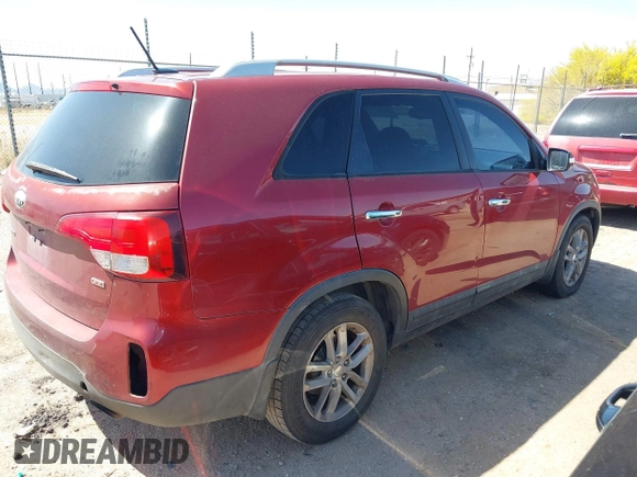 2014 Kia Sorento LX with VIN 5XYKT4A6XEG483251, listed as a IAAI auction lot 41987309 with 237,559 mi miles. Bid and sale history available at carsss.com. Image 4.