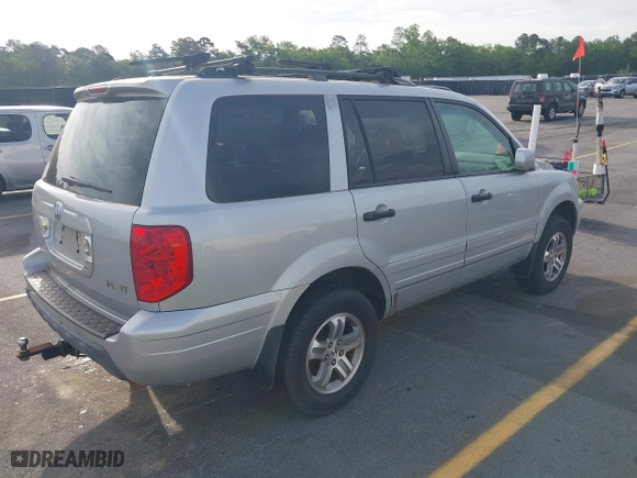 2003 Honda Pilot EX with VIN 2HKYF18533H582271, listed as a IAAI auction lot 41960072 with 240,567 mi miles. Bid and sale history available at carsss.com. Image 4.