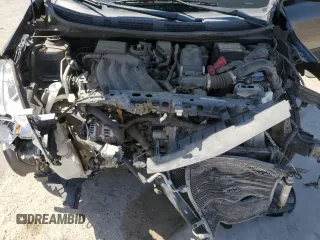 2017 Nissan Versa SV z VIN 3N1CN7AP8HL841701, wystawiony jako Copart lot #55702695 z przebiegiem 111 104 mil mil oraz Szkoda całkowita • Salvage title. Historia ofert i sprzedaży dostępna na DreamBid. Obrazek 11.