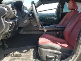 2023 Lexus IS 300 с VIN JTHDA1D2XP5124675, выставлен на аукционе Copart как лот 54183215 с пробегом 27 110 миль миль и Списание • Salvage title. История ставок и продаж доступна на DreamBid. Изображение 7.