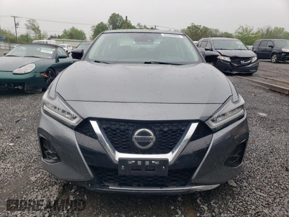 2019 Nissan Maxima Platinum z VIN 1N4AA6AV6KC380113, wystawiony jako Copart lot #55209665 z przebiegiem 75 843 mil mil oraz Szkody całkowita. Historia ofert i sprzedaży dostępna na DreamBid. Obrazek 5.