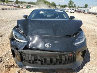 2024 Toyota GR86 Premium with VIN JF1ZNBE16R8753400, listed as a Copart auction lot 69794904 with 0 mi miles and Salvage Title. Bid and sale history available at carsss.com. Image 5.