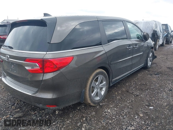 2020 Honda Odyssey EX-L with VIN 5FNRL6H74LB024598, listed as a IAAI auction lot 41689375 with 62,686 mi miles. Bid and sale history available at carsss.com. Image 4.